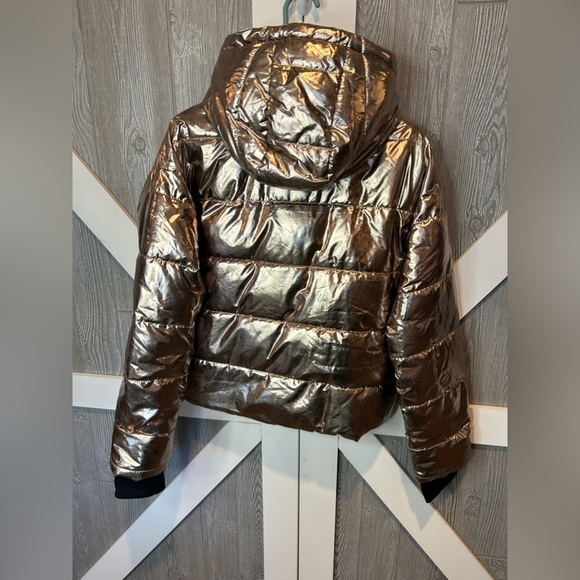 022. Aerie Offline Women's Metallic Hooded Puffer Coat Size Small - Picture 3 of 8